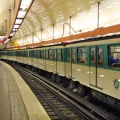 Métro à PARIS ligne 4