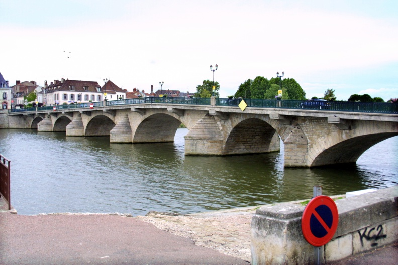 Pont de Joigny (1725-1728) sur l'Yonne