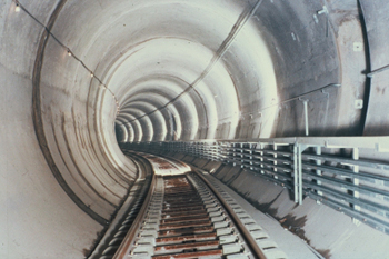 Tunnel ferroviaire